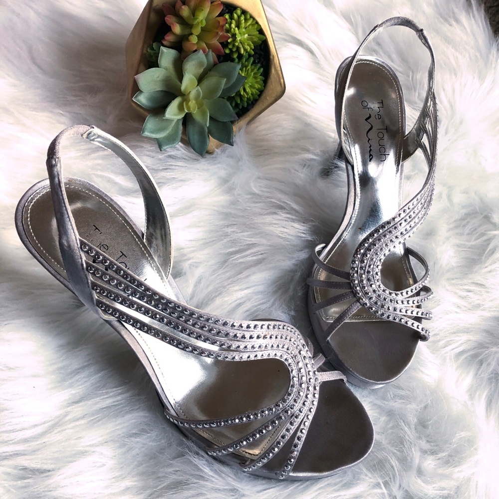 The Touch of Nina Silver Sparkle Sexy Heels 8.5